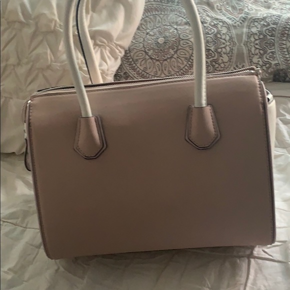 Guess hand bag - Picture 5 of 7